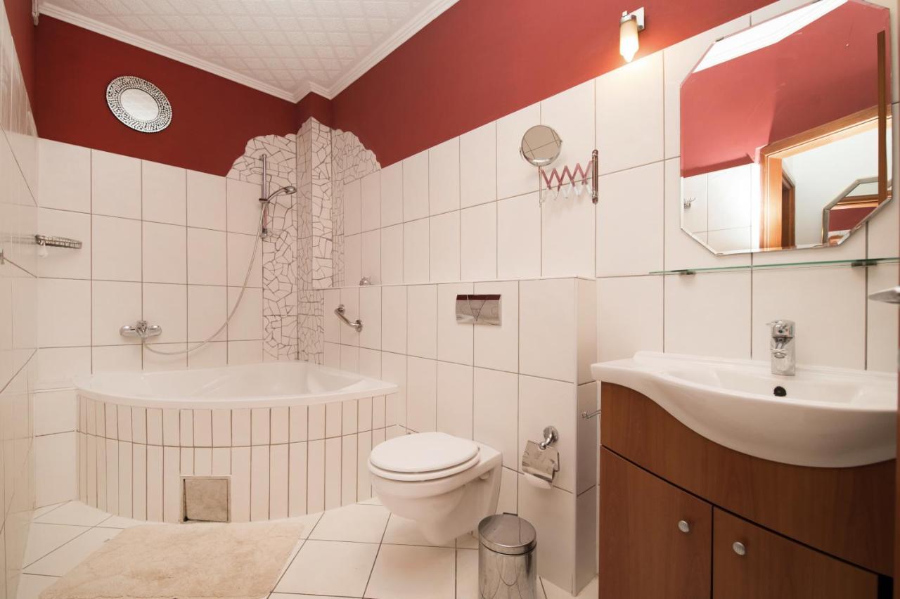 Apartman Mediterraneo Supetar Extérieur photo